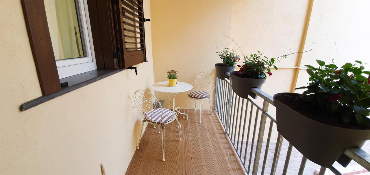 Bed and Breakfast Casa De Amicis 18 Montescaglioso Exterior foto